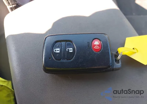 2010 Toyota Prius Ii z USA, uszkodzony, nr VIN JTDKN3DU3A1010042